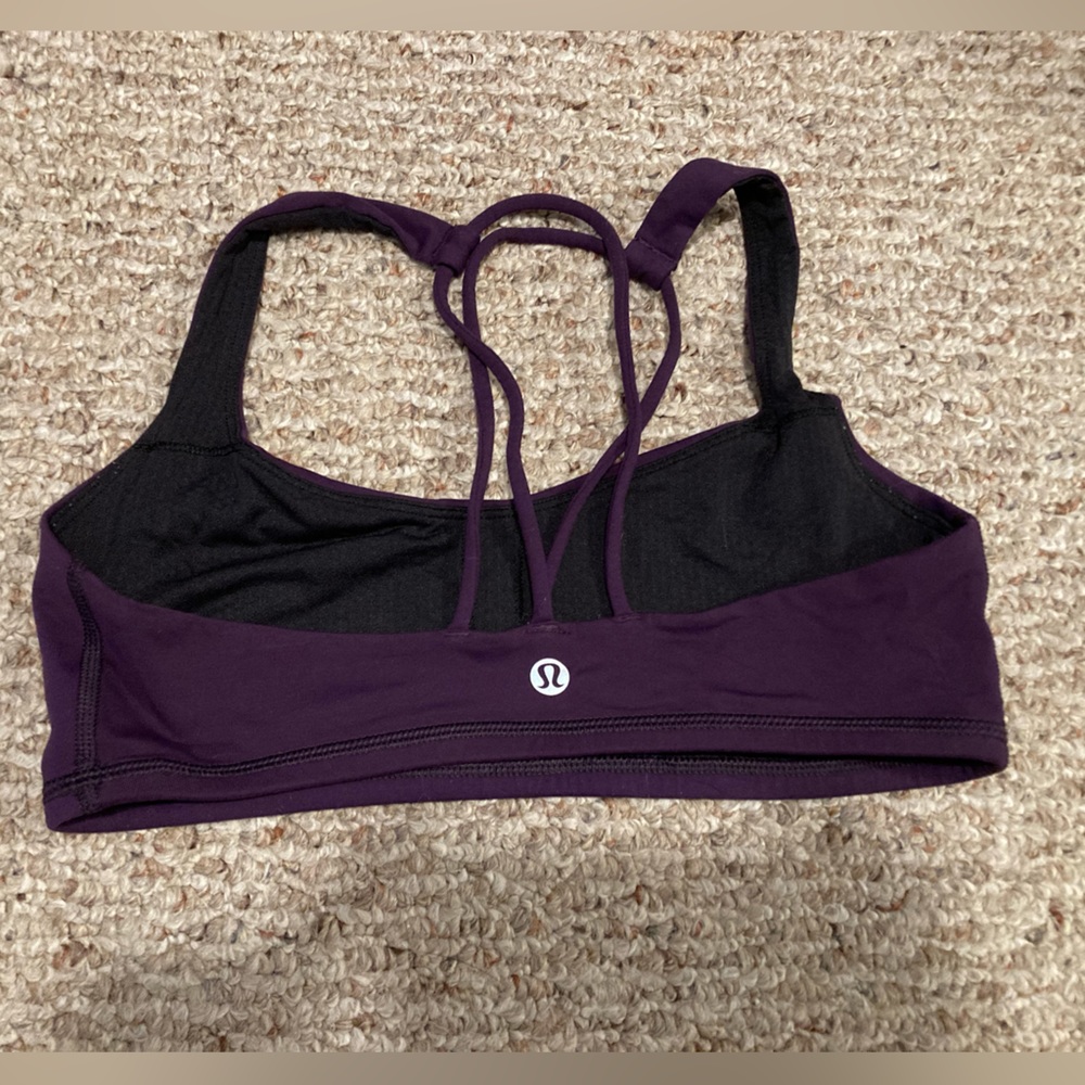 Lululemon purple strapy back sports bra
